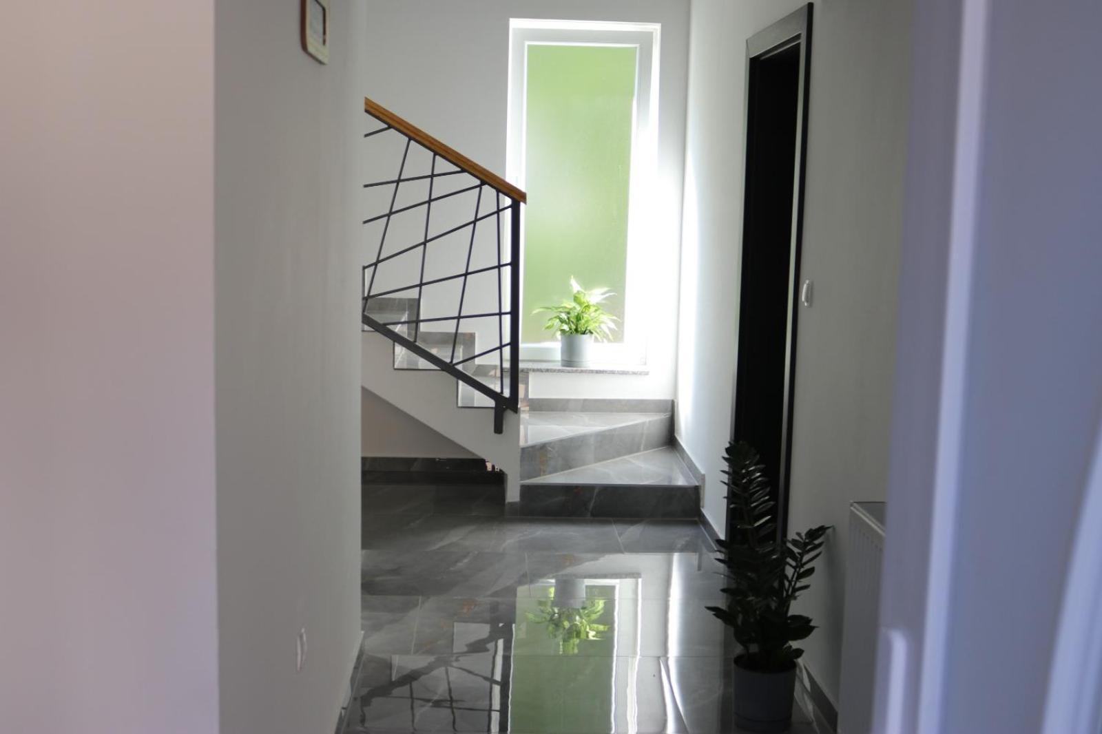 Guest House Neno Ogulin Exterior foto